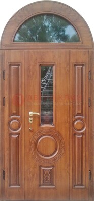 Двустворчатая железная дверь МДФ со стеклом в форме арки ДА-52 в Коломне
