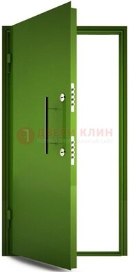 Зеленая металлическая бронированная дверь ДБ-8 в Коломне