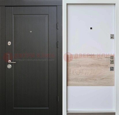 Черная металлическая дверь с белой МДФ внутри ДМ-230 в Коломне
