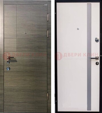 Входная дверь Серая стальная МДФ с белой стеклянной вставкой внутри ДМ-266 в Коломне