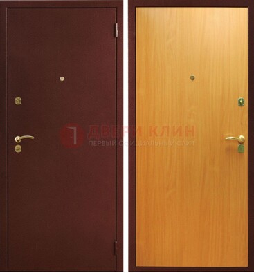 Коричневая железная дверь с порошковым окрасом ДП-139 в Коломне