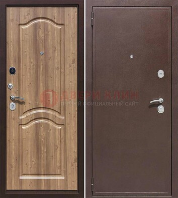 Коричневая железная дверь с порошковым окрасом ДП-191 в Коломне