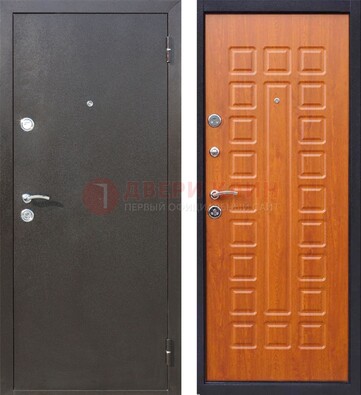 Коричневая стальная дверь с порошковым напылением ДП-202 в Коломне