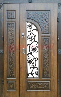 Морозостойкая металлическая парадная дверь ДПР-12 в Коломне