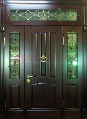 Стальная парадная дверь со стеклом и ковкой ДПР-18 для деревянного дома в Коломне