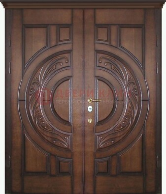 Утепленная коричневая стальная парадная дверь ДПР-51 в Коломне