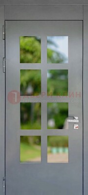 Серая металлическая дверь со стеклом ДС-78 в Коломне