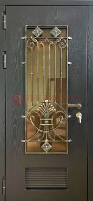 Одностворчатая железная дверь со стеклом и ковкой для дома ДСК-101 в Курске