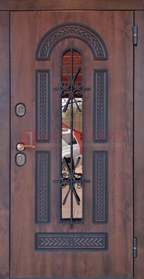 Железная дверь со стеклом и ковкой и узором ДСК-150 в Вологде