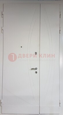 Белая тамбурная дверь ДТМ-31 в Коломне