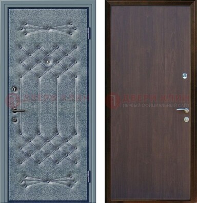 Серая металлическая дверь с винилискожей ДВ-35 в Коломне
