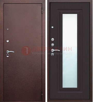 Коричневая металлическая дверь с зеркалом ДЗ-43 в Коломне